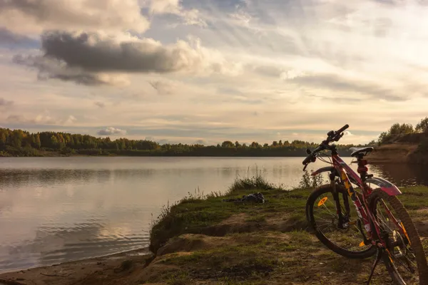 Cycling around Lake Garda